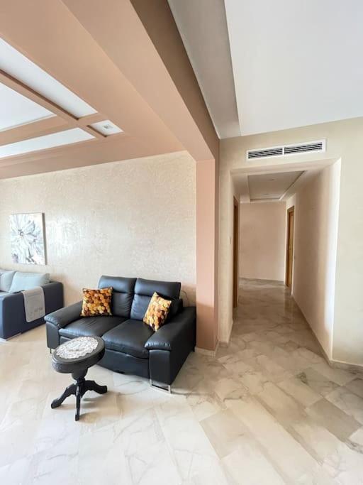 Big Luxury Apartment Near Airport Nouaceur Екстериор снимка