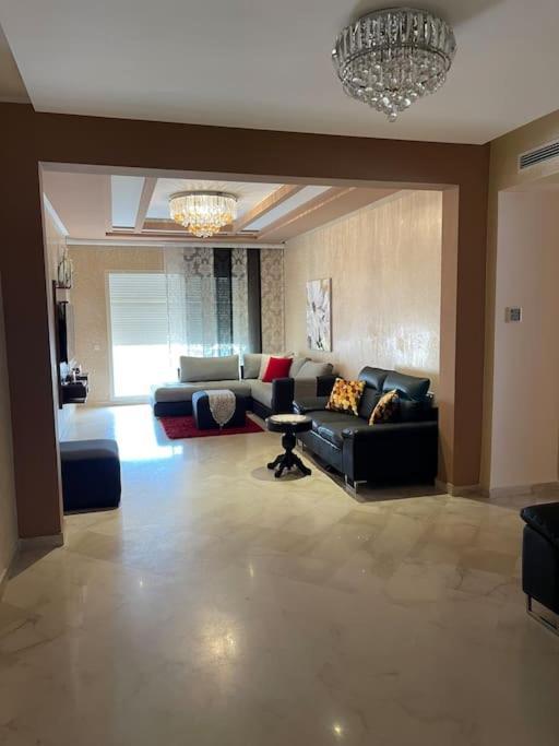 Big Luxury Apartment Near Airport Nouaceur Екстериор снимка