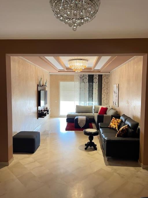 Big Luxury Apartment Near Airport Nouaceur Екстериор снимка
