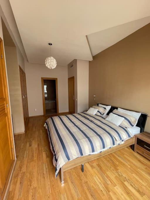 Big Luxury Apartment Near Airport Nouaceur Екстериор снимка