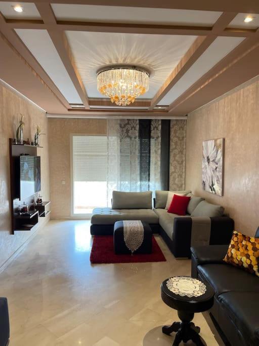 Big Luxury Apartment Near Airport Nouaceur Екстериор снимка