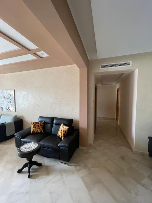 Big Luxury Apartment Near Airport Nouaceur Екстериор снимка
